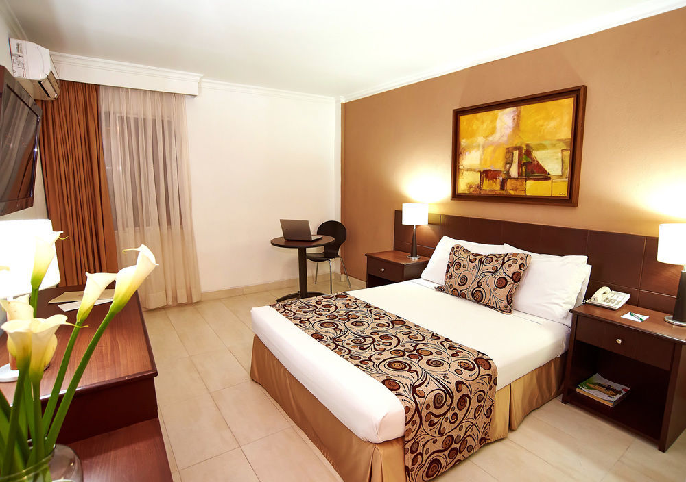 Hotel Arizona Suites Cúcuta Eksteriør bilde